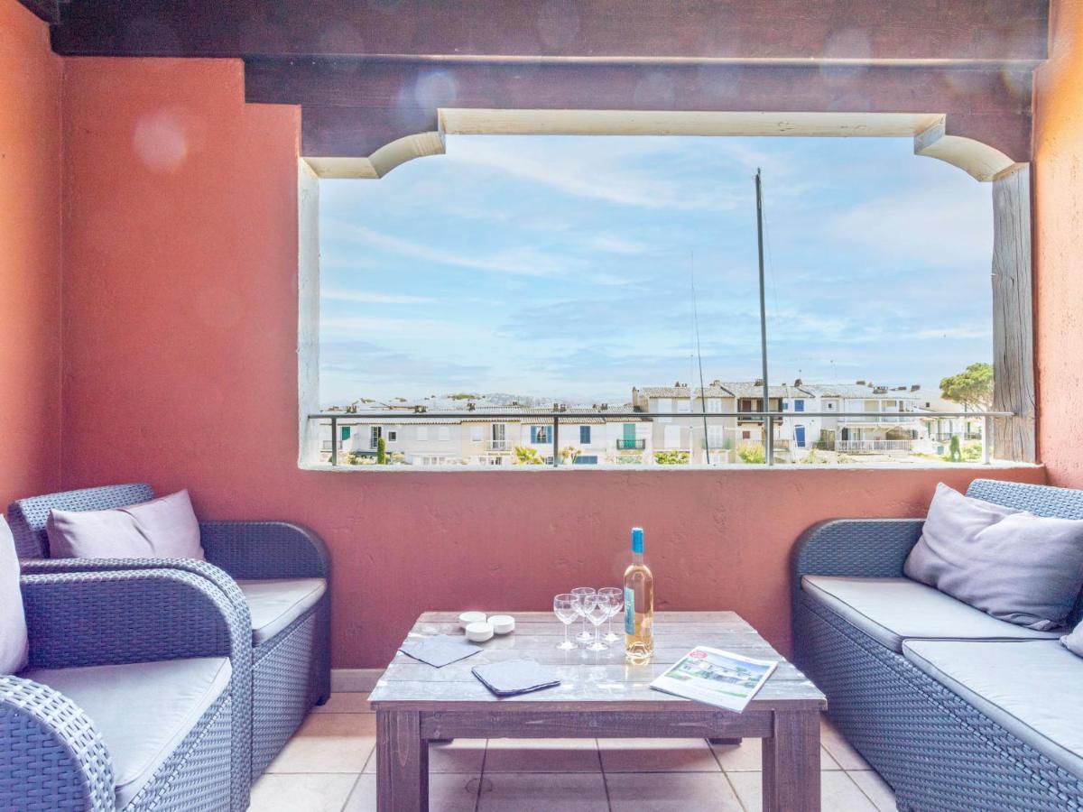 Apartment Port Grimaud Buitenkant foto