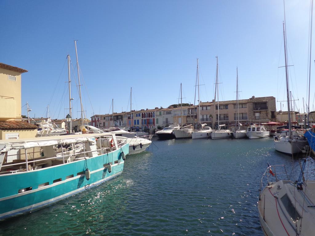 Apartment Port Grimaud Buitenkant foto